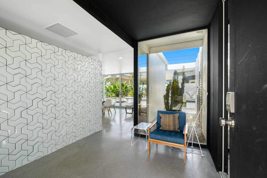 House in Palm Springs, California, United States 4 - 18041957