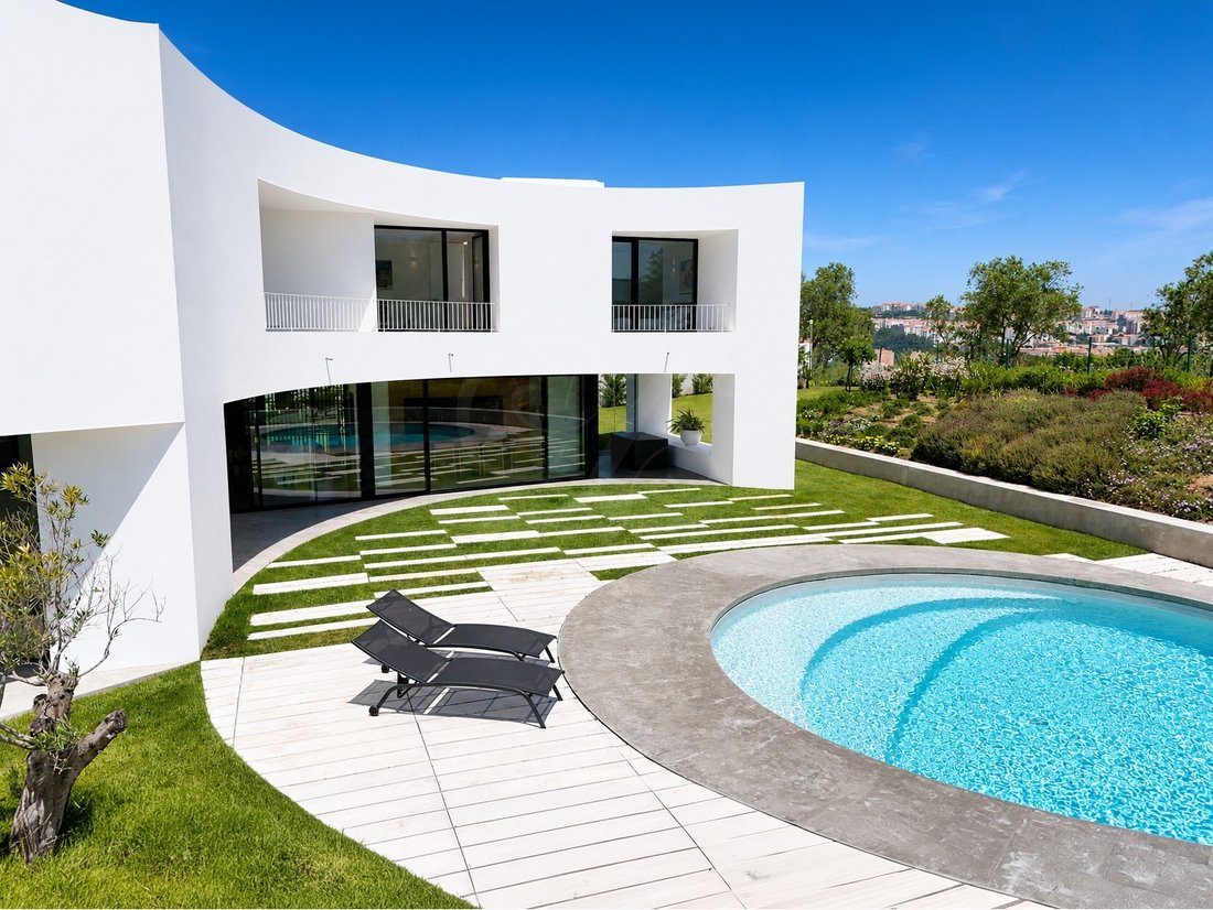 House in Barcarena, Lisbon, Portugal 2 - 18047396