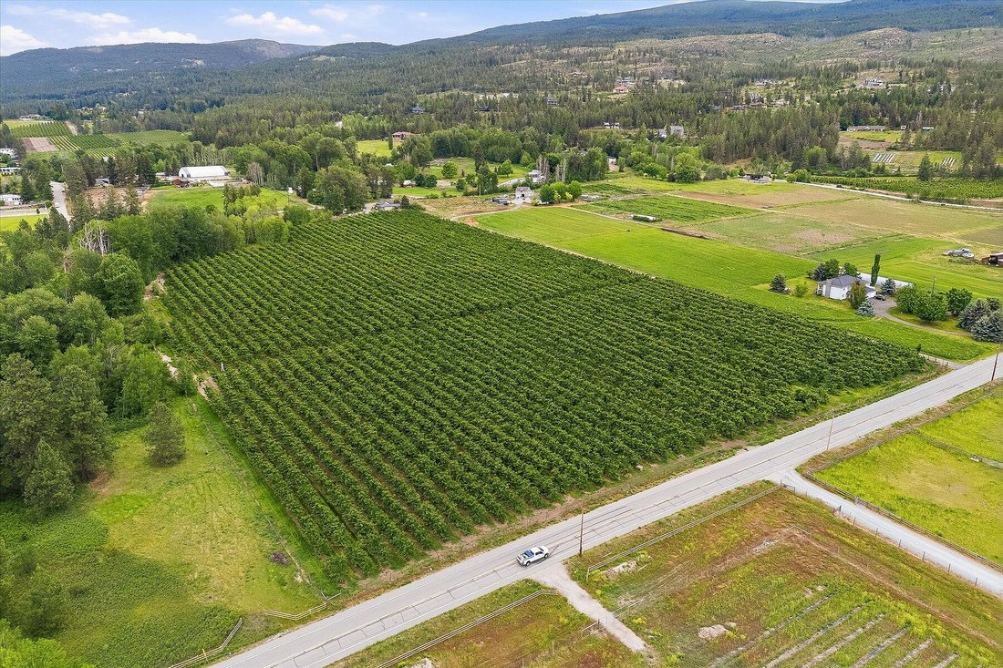 Farm Ranch in Kelowna, British Columbia, Canada 5 - 18045609