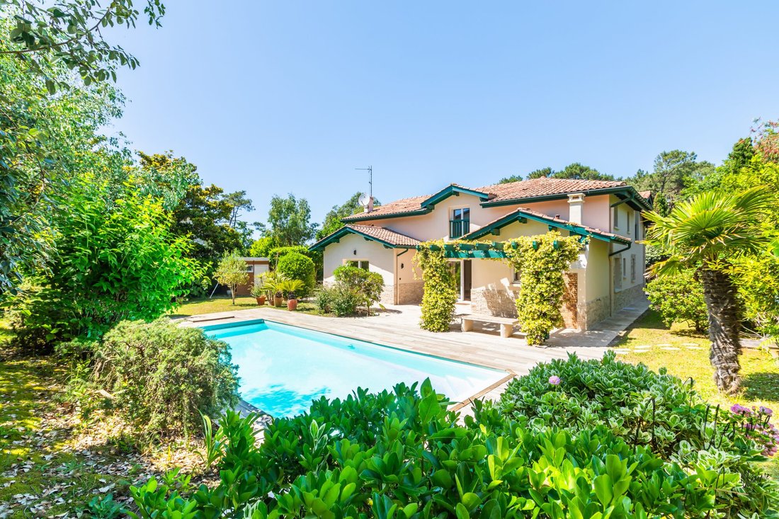 House in Anglet, Nouvelle-Aquitaine, France 1 - 18043454