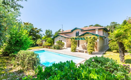 House in Anglet, Nouvelle-Aquitaine, France 1