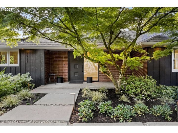 House in Portland, Oregon, United States 3 - 18043752