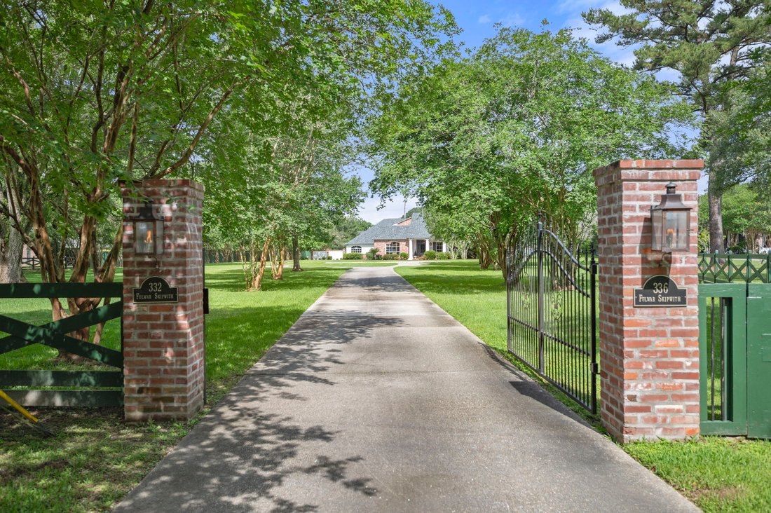 House in Baton Rouge, Louisiana, United States 4 - 18039954