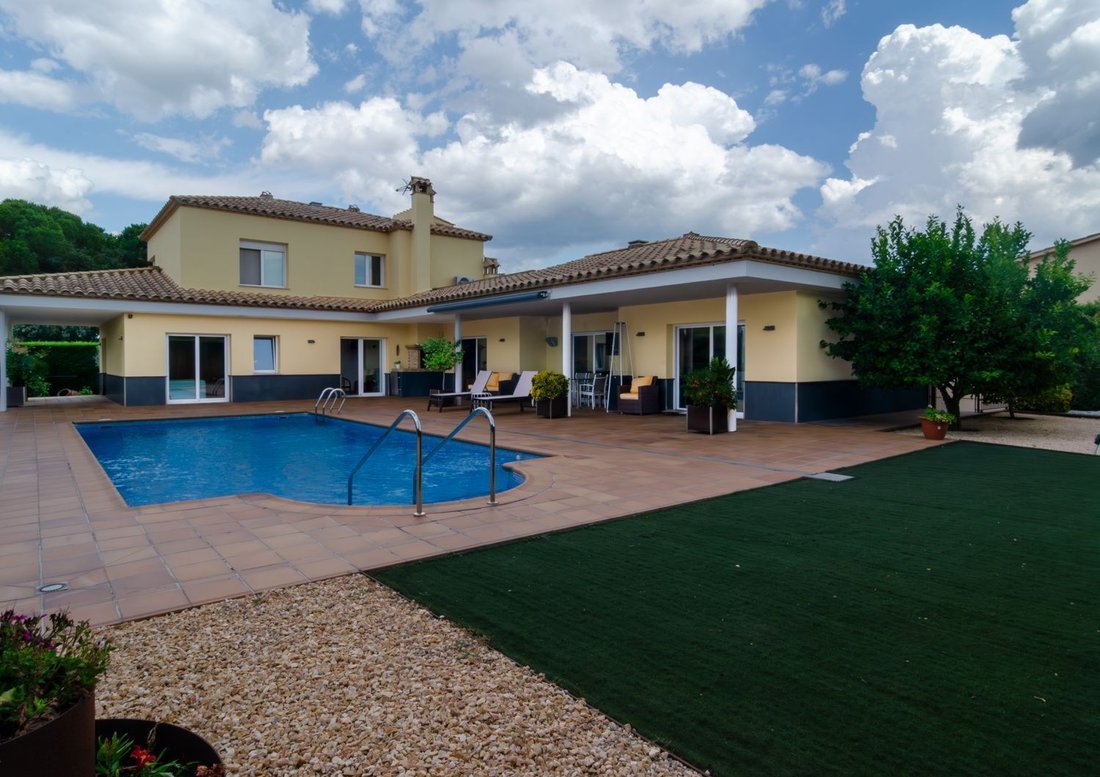 Villa in Llagostera, Catalonia, Spain 3 - 18046941