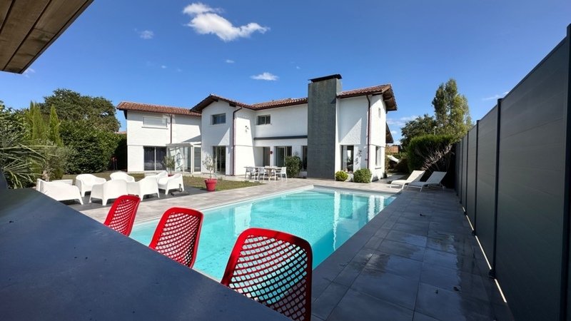 Villa in Cap de Bos, Pessac, France 1 - 18038245