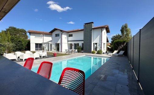 Villa en Cap de Bos, Pessac, Francia 1