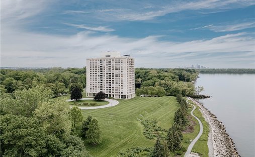 Condo in Bratenahl, Ohio, United States 1