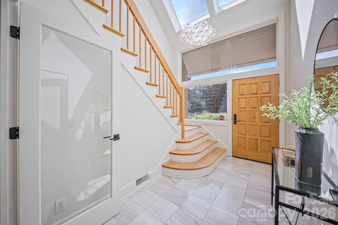 Maison à Charlotte, Caroline du Nord, États-Unis 2 - 18038885