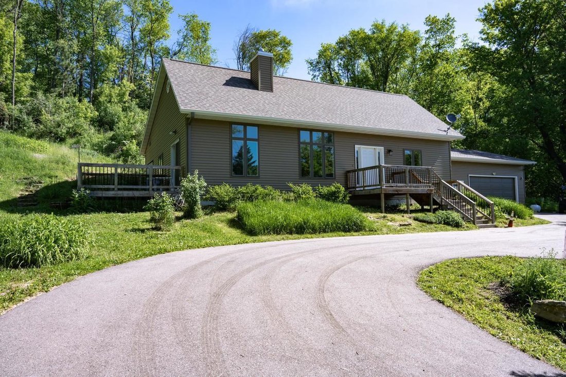 House in Kendall, Wisconsin, United States 2 - 18041697