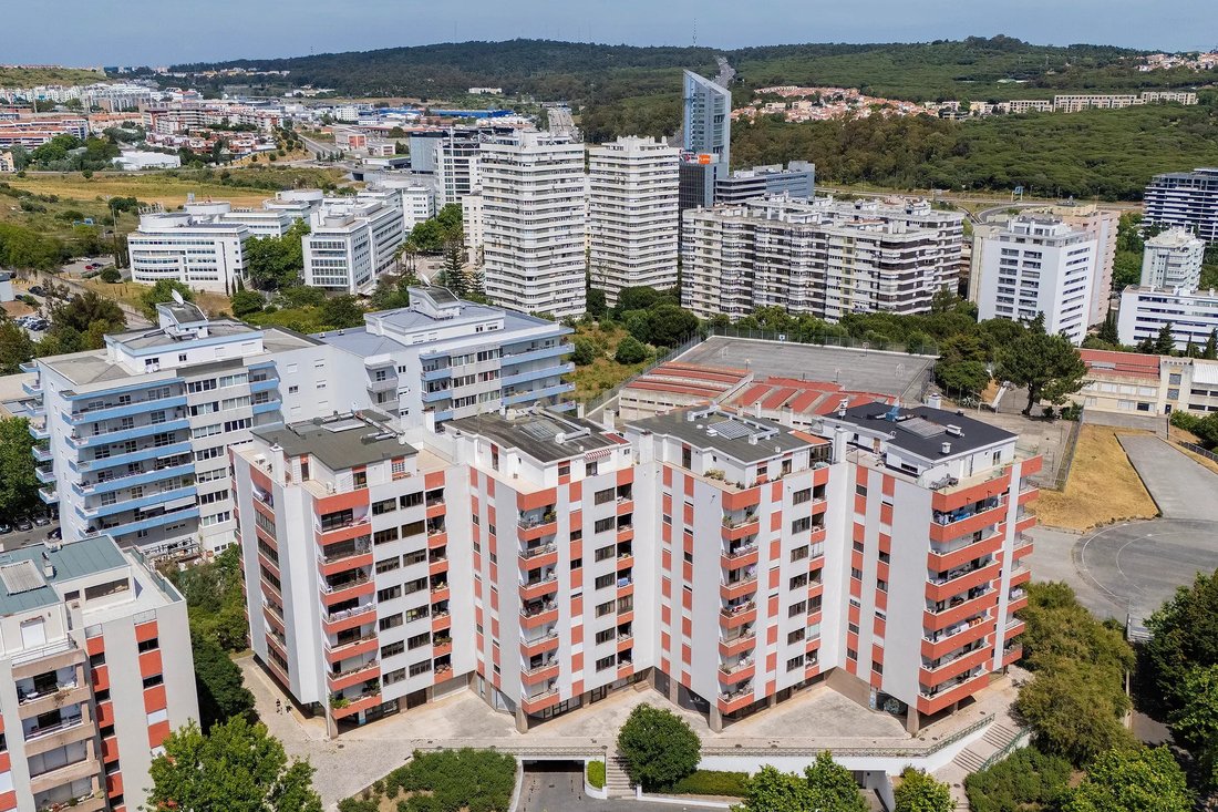 Apartment in Alges, Lisbon, Portugal 4 - 18041133