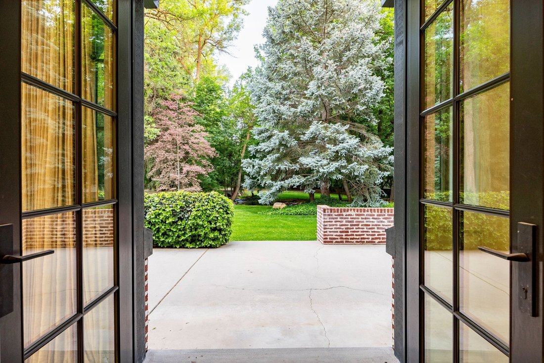 House in Holladay, Utah, United States 4 - 18039639