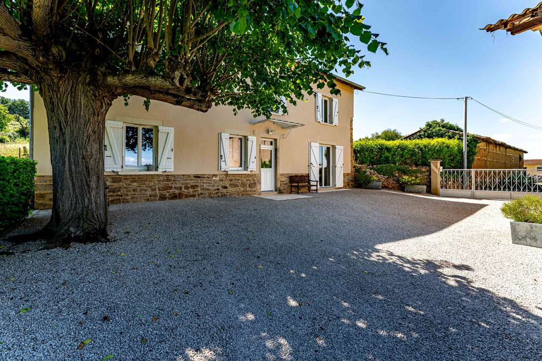 House in Chozeau, Auvergne-Rhône-Alpes, France 1 - 18037426