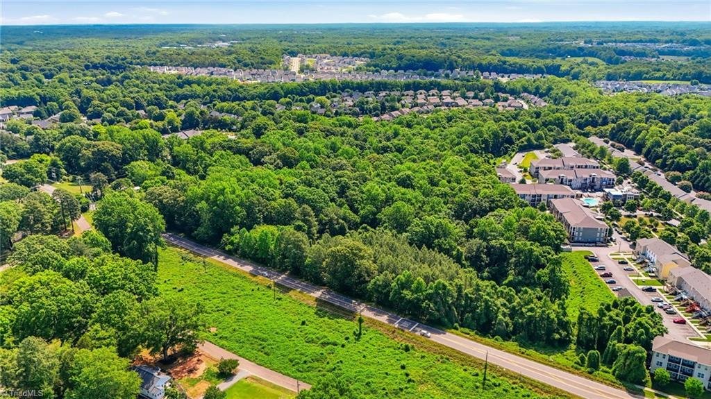 Land in Mooresville, North Carolina, United States 5 - 18047535