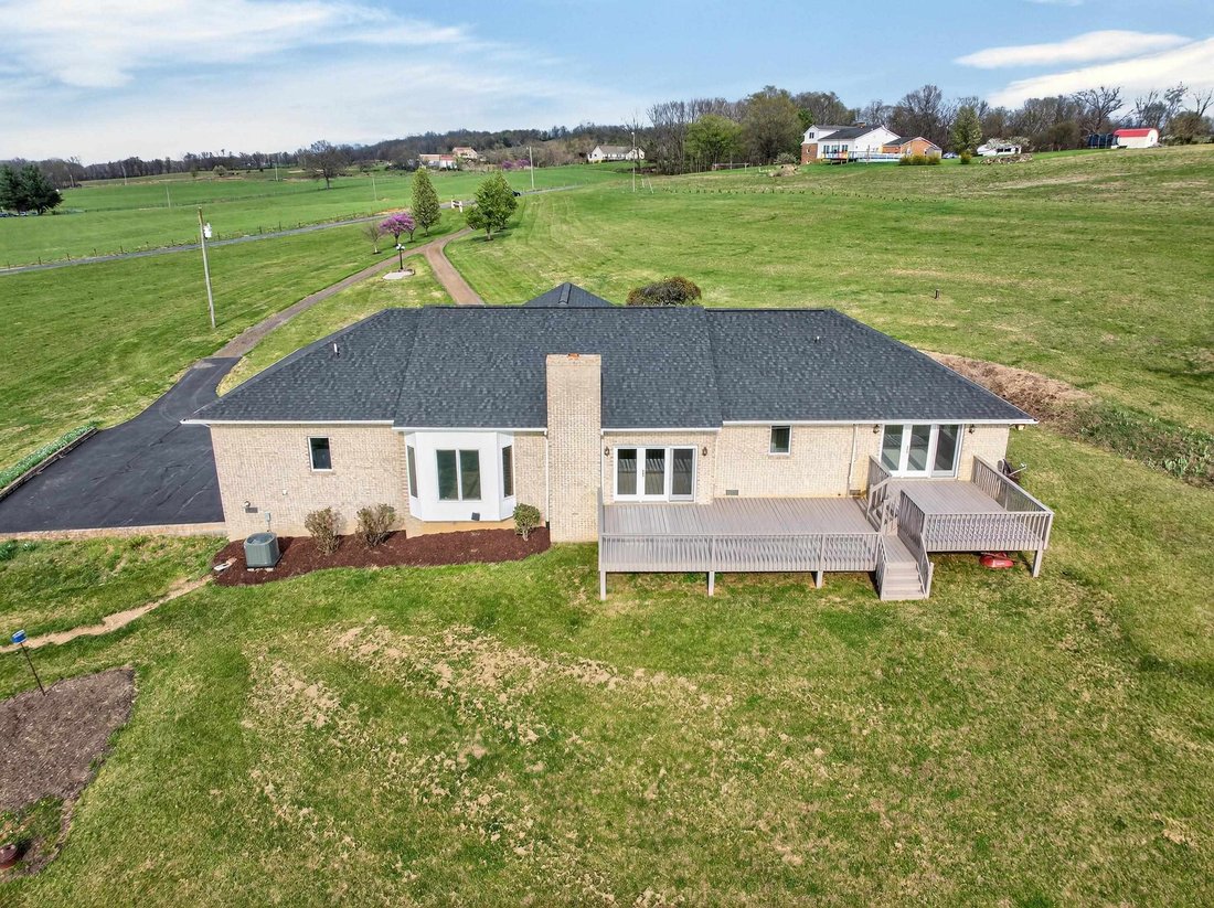 House in New Market, Virginia, United States 4 - 18046553