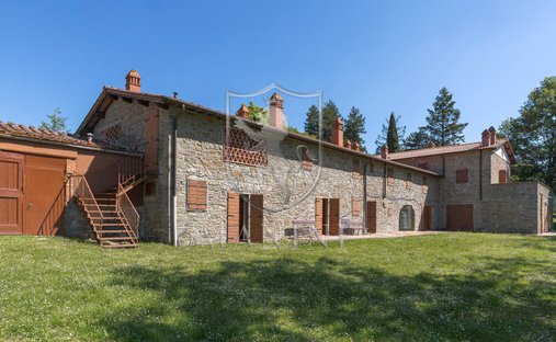 Country House in Loro Ciuffenna, Tuscany, Italy 1
