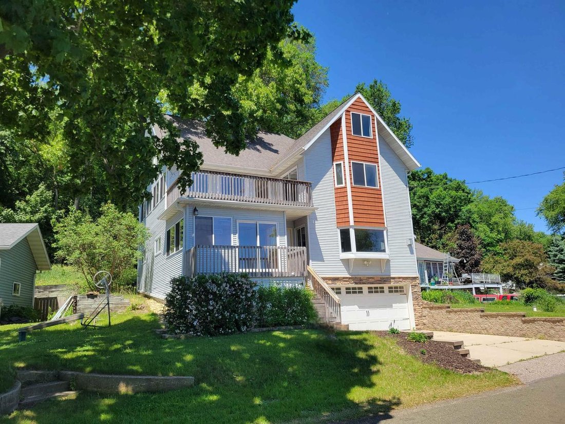 House in Lake Wisconsin, Wisconsin, United States 1 - 17788018