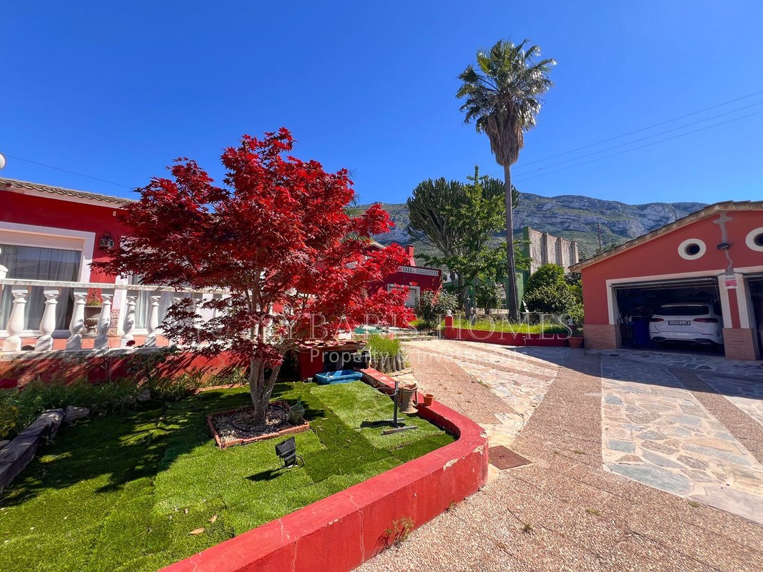 Chalet in Denia, Valencian Community, Spain 1 - 18047364