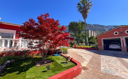 Chalet in Denia, Valencian Community, Spain 1