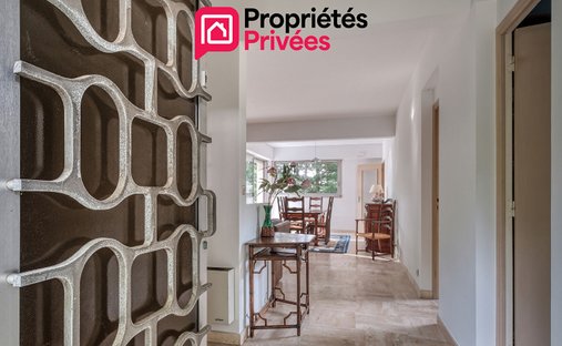 Villa in Saint-Cheron, Ile-de-France, France 1