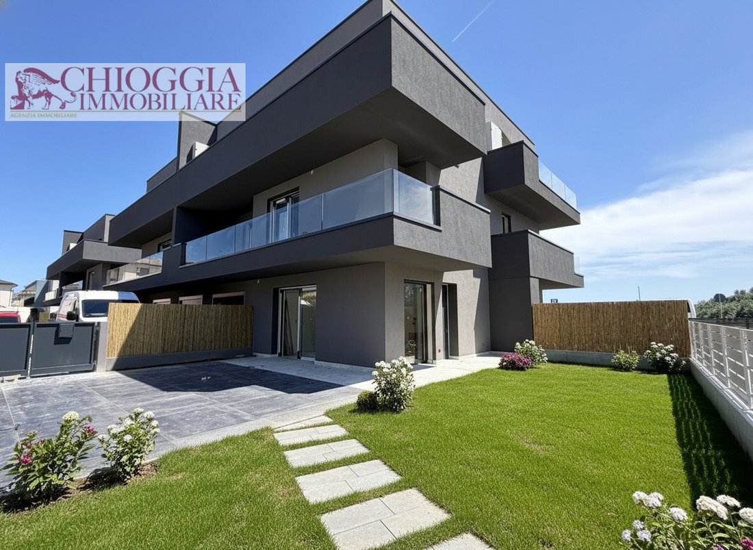 House in Sottomarina, Chioggia, Veneto 1 - 15860371