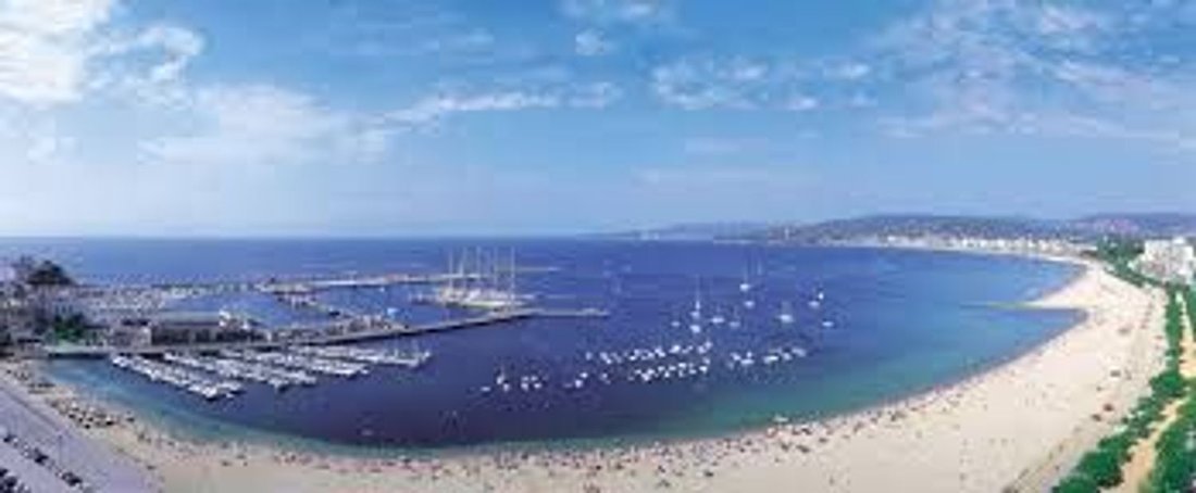 Palamos, Catalonia, Spain 4 - 18047298