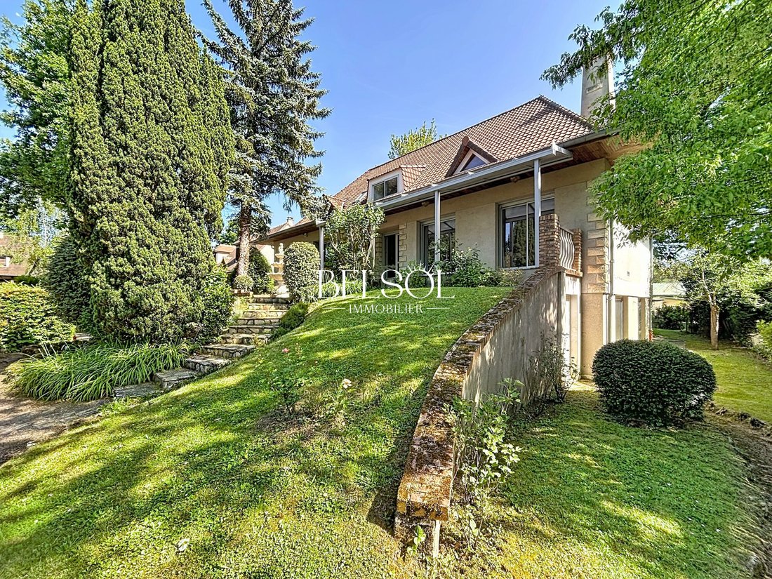 House in Sucy-en-Brie, Ile-de-France, France 5 - 18043494