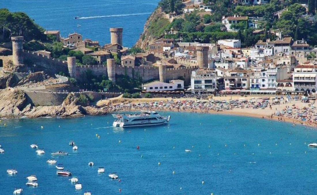 Autres à Tossa de Mar, Catalogne, Espagne 3 - 18047226