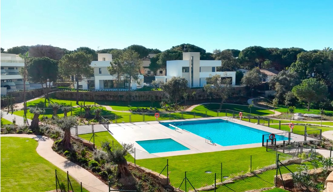 Townhouse in Marbella, Andalusia, Spain 4 - 18044503