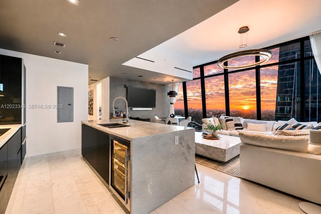 Condo in Miami, Florida, United States 2 - 18036203