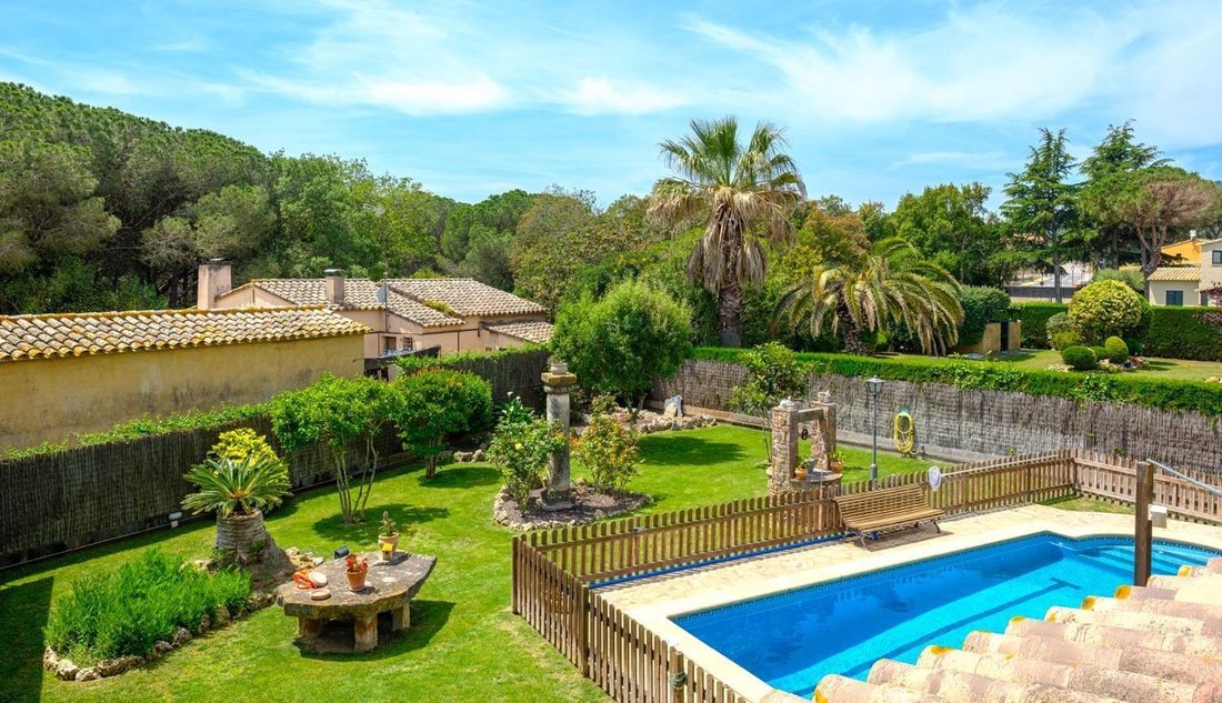 Villa à Mont-ras, Catalogne, Espagne 2 - 18047227