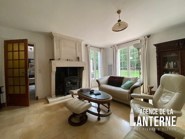 House in Dolus-d'Oleron, Nouvelle-Aquitaine, France 4 - 18043553