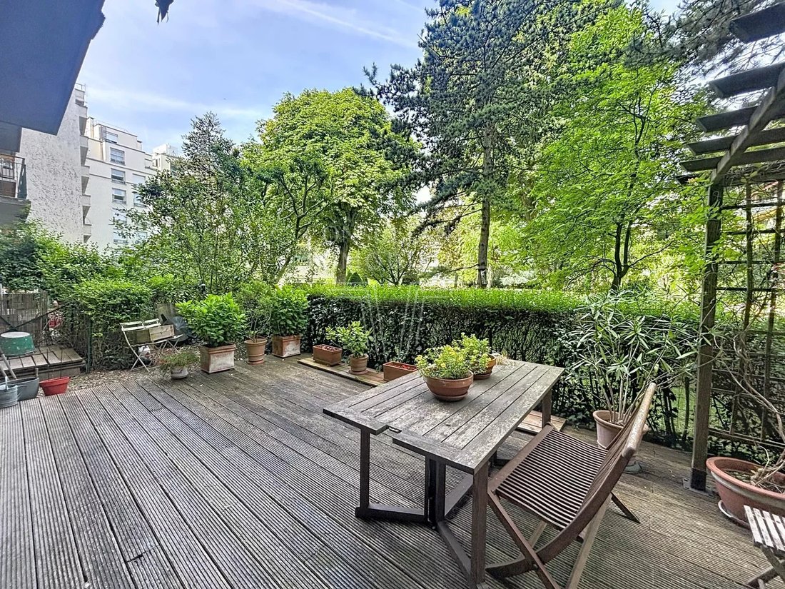 Apartment in Saint James-Général Koenig, Neuilly-sur-Seine, France 3 - 17009880