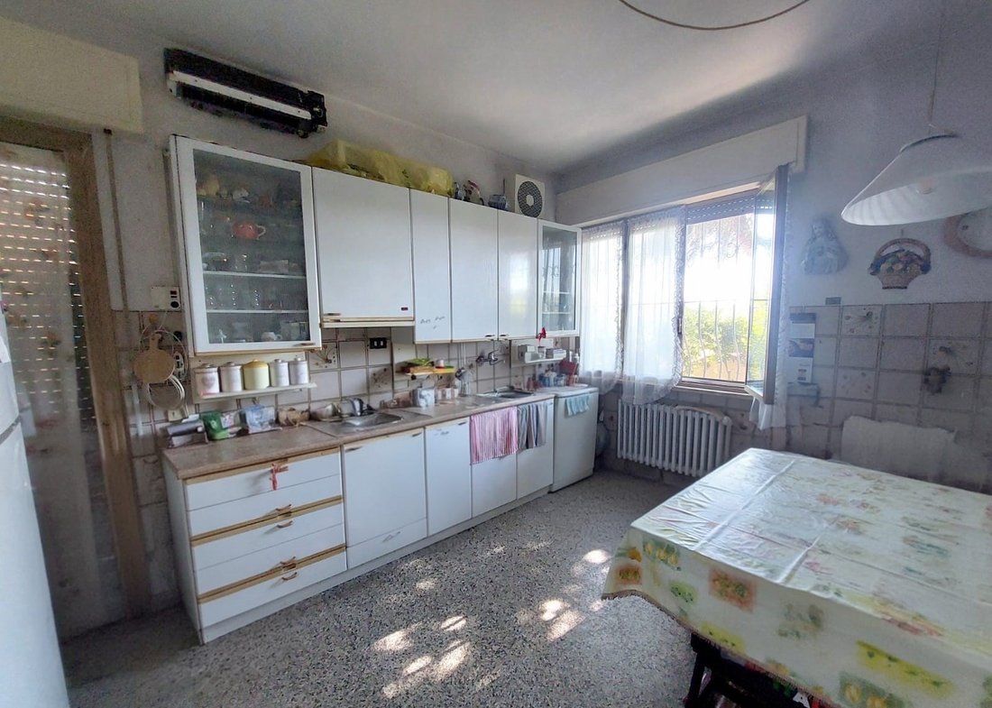 Villa in Pietrasanta, Tuscany, Italy 5 - 18048157