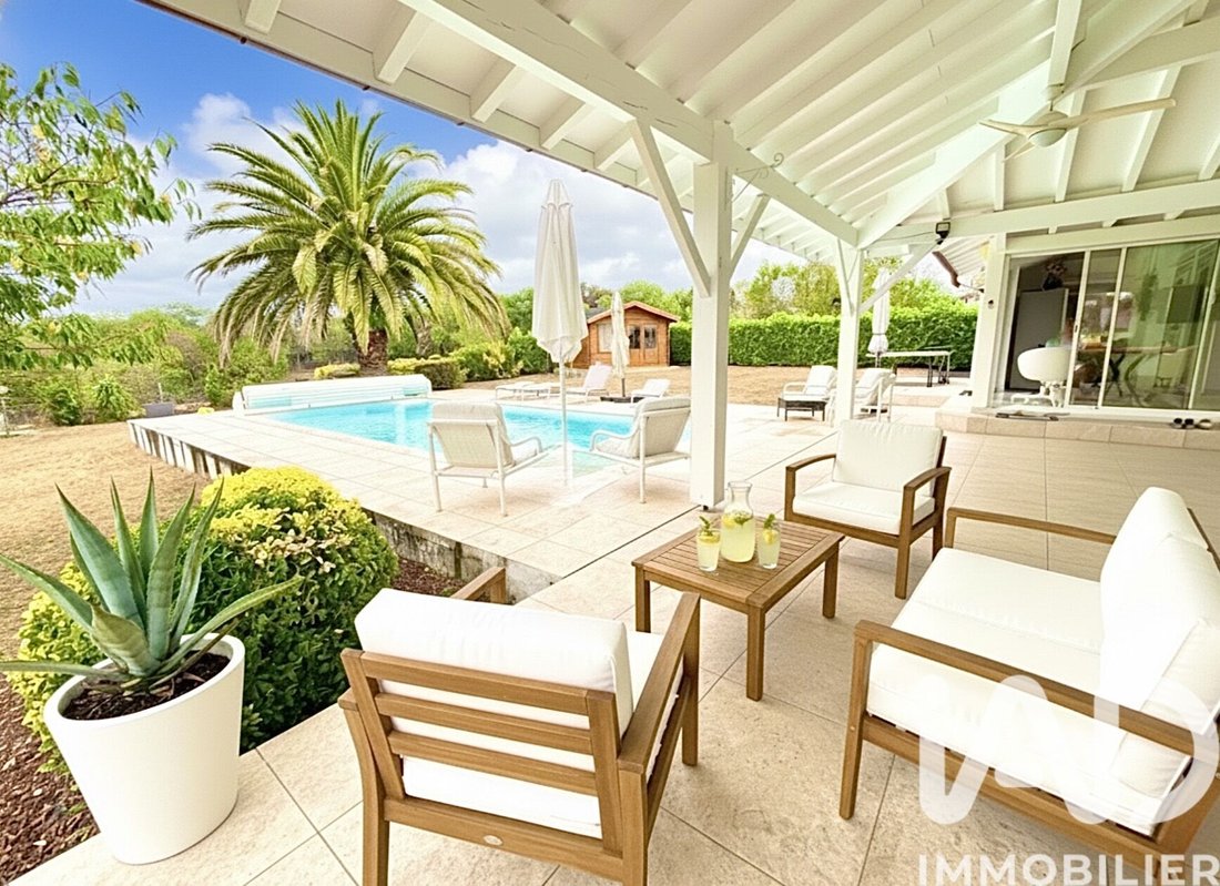 House in Amendeuix-Oneix, Nouvelle-Aquitaine, France 5 - 17658808
