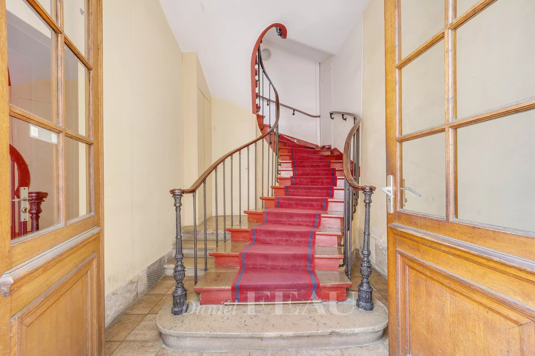 Apartment in Notre Dame, Versailles, France 2 - 18047243
