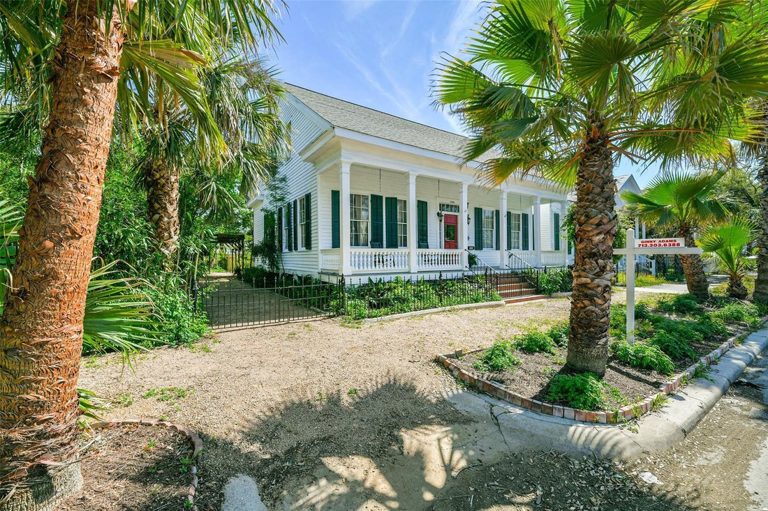 House in Galveston, Texas, United States 1 - 18046914