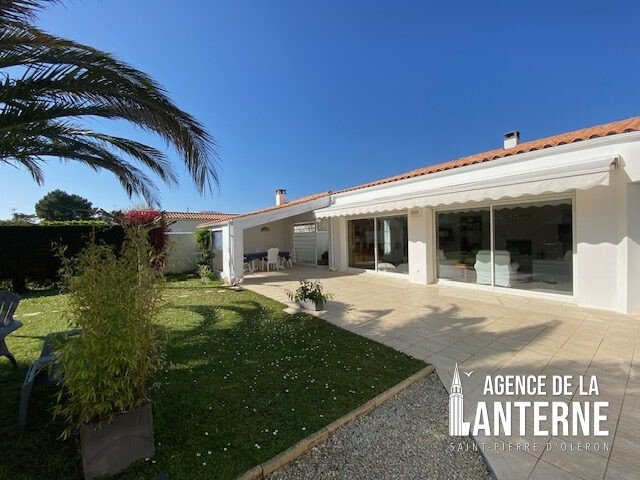 House in Saint-Pierre-d'Oléron, Nouvelle-Aquitaine, France 2 - 18043572