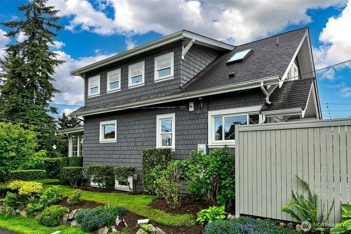 House in Seattle, Washington, United States 3 - 18043804