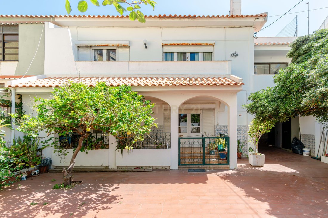 Villa in Costa da Caparica, Setubal, Portugal 1 - 18044734