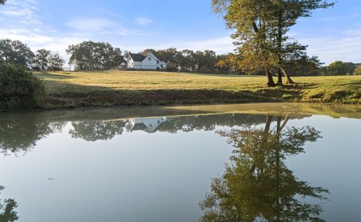 House in Springfield, Tennessee, United States 1