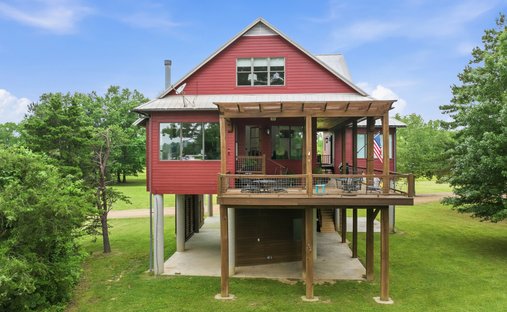 House in Bath Springs, Tennessee, United States 1