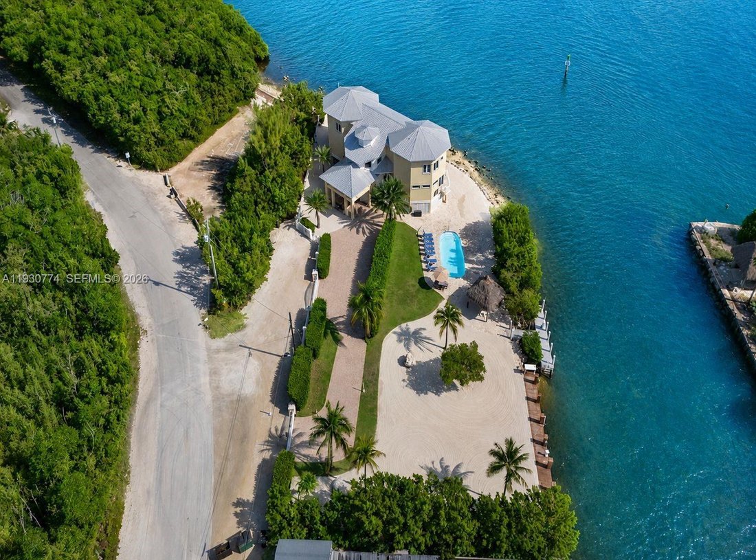 House in Key Largo, Florida, United States 1 - 16812139
