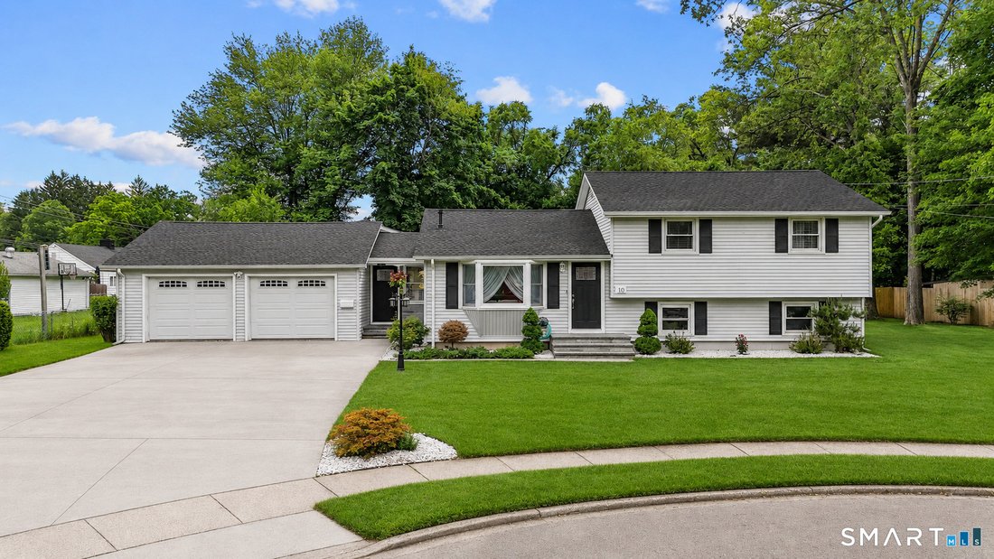 House in Plainville, Connecticut, United States 2 - 18048745