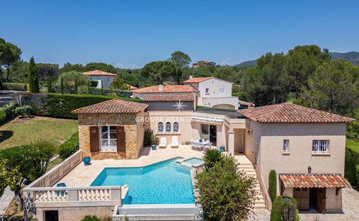 Villa à Aiguebonne, Saint-Raphaël, France 1