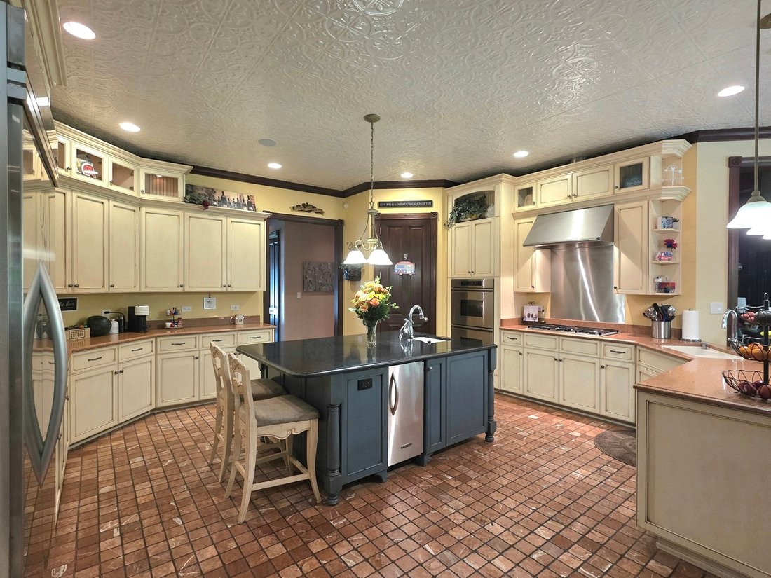 House in New Lenox, Illinois, United States 3 - 18040666