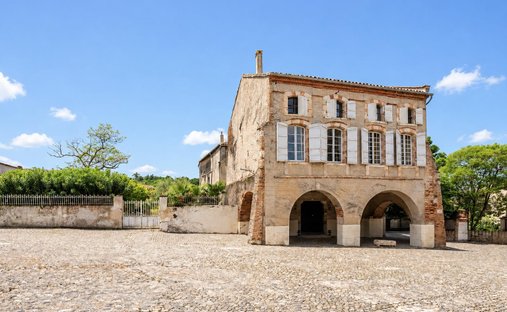 House in Auvillar, Occitania, France 1