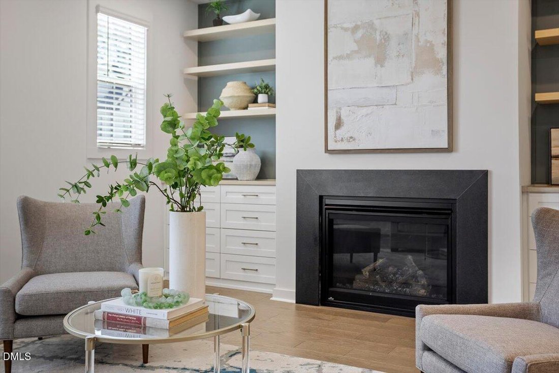 Townhouse in Raleigh, North Carolina, United States 2 - 18048122