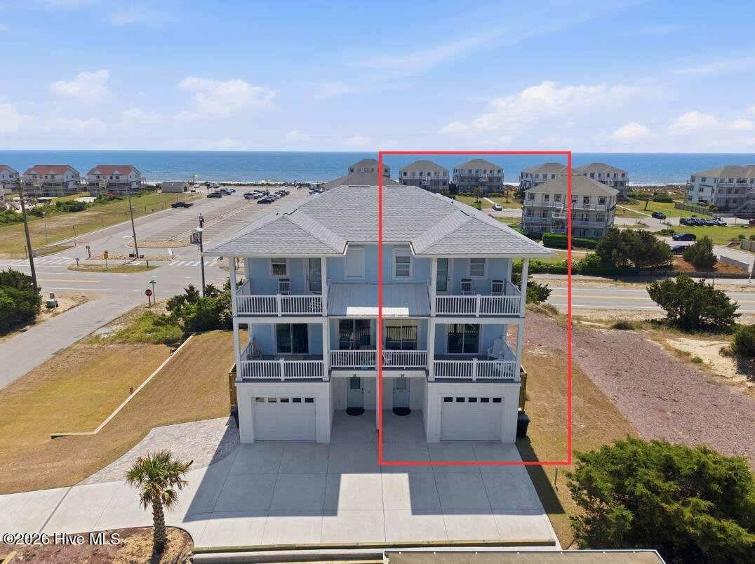 Condo in Emerald Isle, North Carolina, United States 1 - 18047555