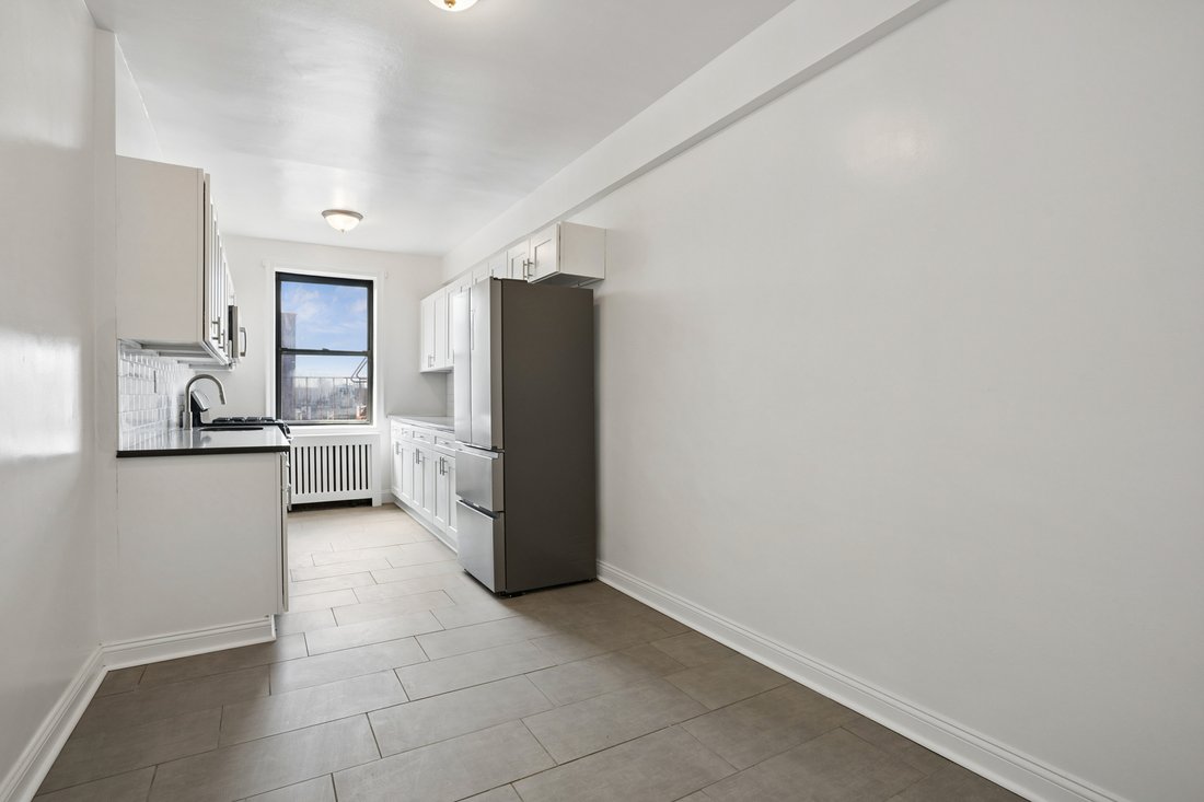 Co Op in New York, New York, United States 1 - 18047147