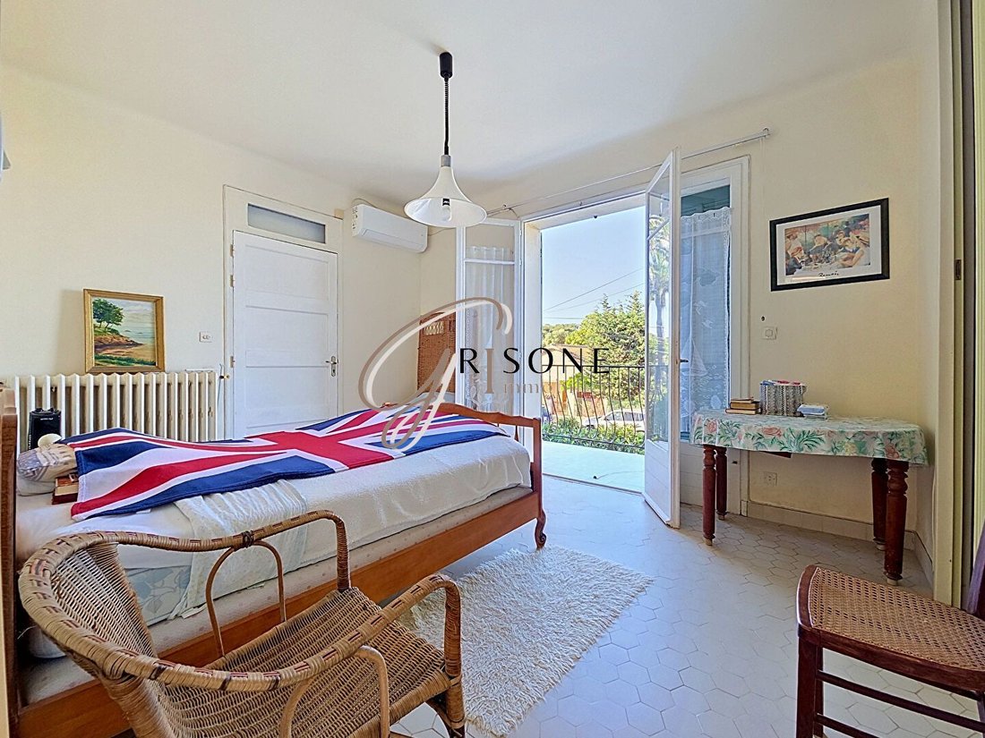 Villa en Le Fort, Six-Fours-les-Plages, Francia 5 - 18037424